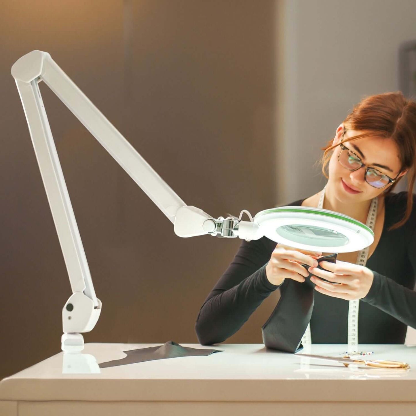 Lampe loupe Lambda M Lumeno, intensité variable avec lentille en verre de 127 mm